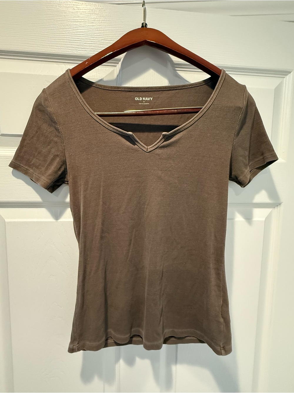 Old Navy Brown Short Sleeve V-Neck Tee